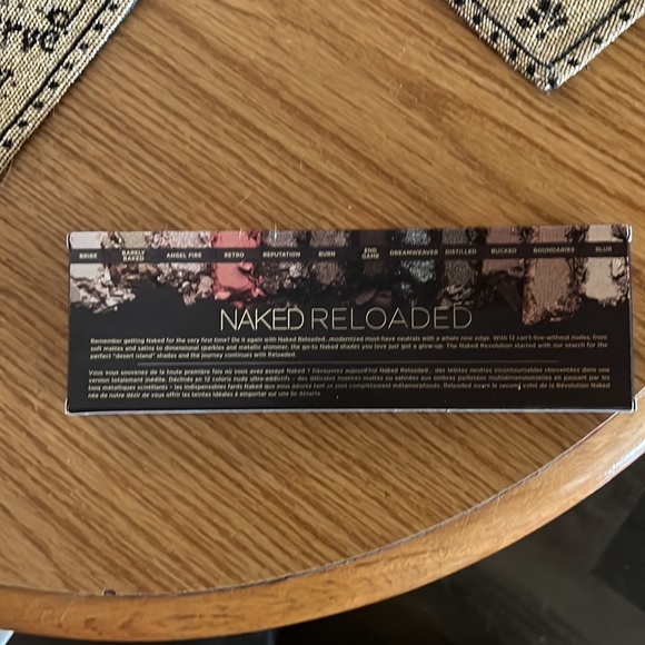 Urban decay naked eye shadow pallete - Picture 2 of 2